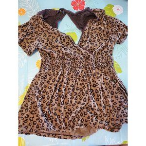 Torrid Womans Top Blouse Animal Print Black Lace Short Sleeve Stretch Knit Size